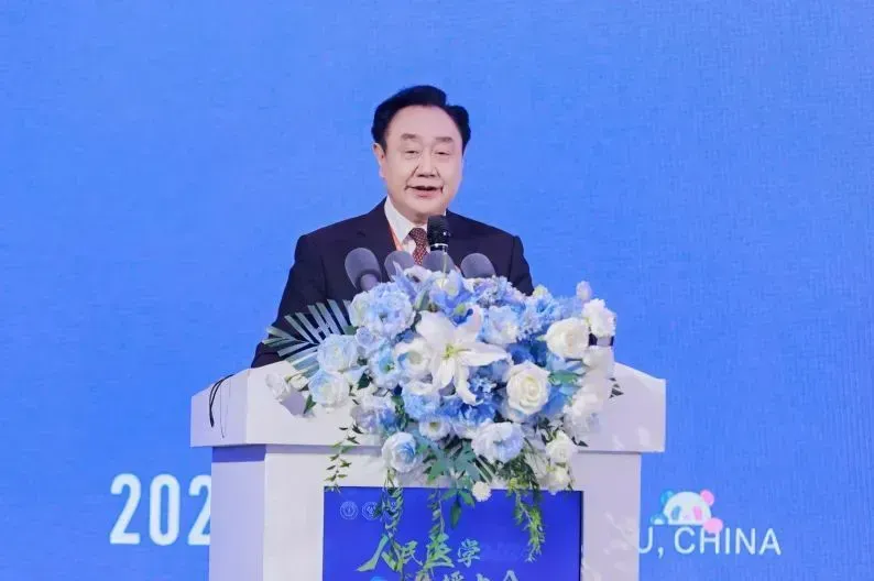 中国工程院院士樊代明：微创治疗一定会慢慢取代大损伤的传统治疗，郑州誉美肿瘤医院践行无创理念助力健康中国