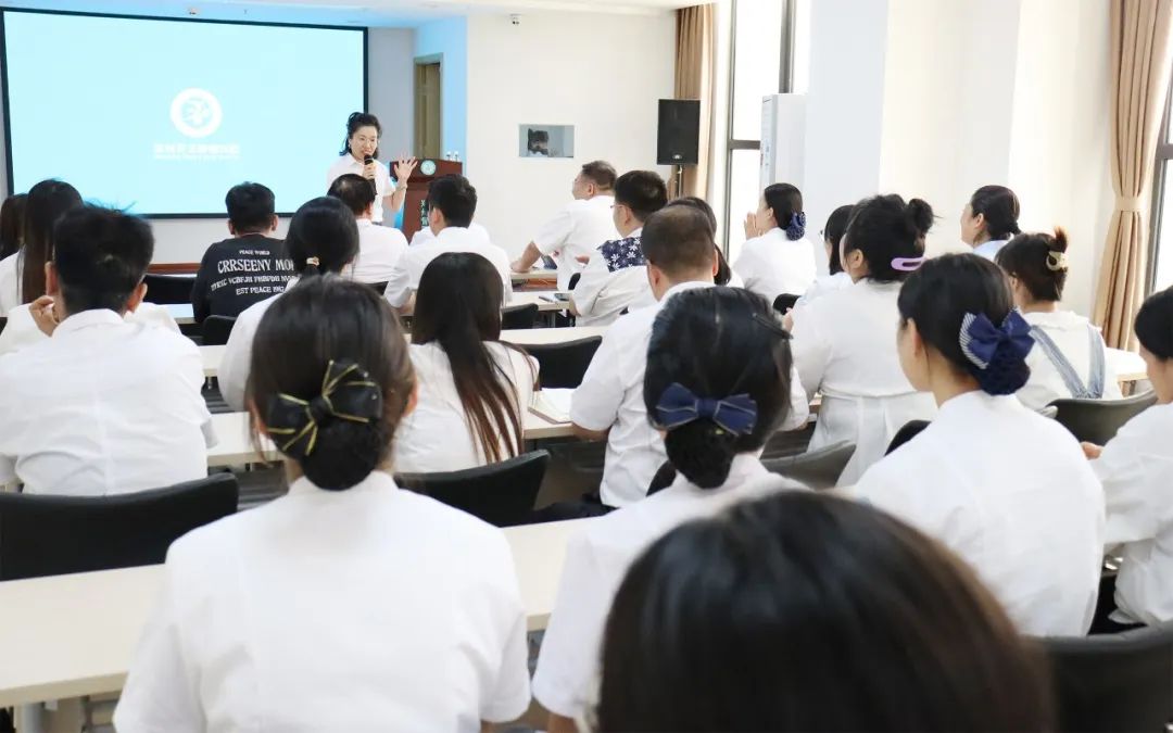 新员工入职培训：开启医院逐梦之旅的钥匙&mdash;&mdash;郑州誉美肿瘤医院开展多维度培训活动