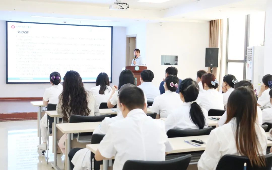 构建高效有序管理体系、筑牢医院发展基石&mdash;&mdash;郑州誉美肿瘤医院开展多维度培训活动