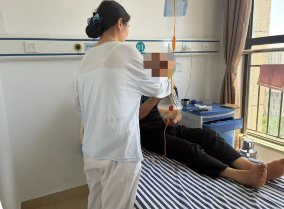 千里赴郑求医记：一位草原汉子的抗癌重生路