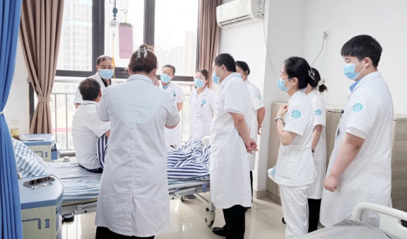 多学科齐发力 诊疗更有温度 &mdash;&mdash; 郑州誉美肿瘤医院 MDT 联合会诊，专业与关怀并行
