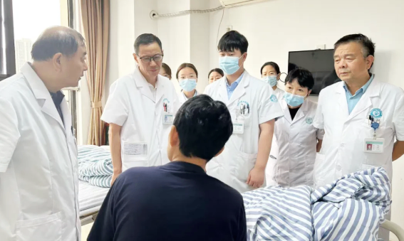 聚合力・精诊疗・护安康 | 郑州誉美肿瘤医院 MDT 多学科会诊，一人一策精准治瘤